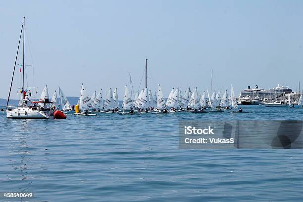 Regata Internazionale Di Inizio Della Classe Laser Nel Porto Di Spalato - Fotografie stock e altre immagini di Ambientazione esterna