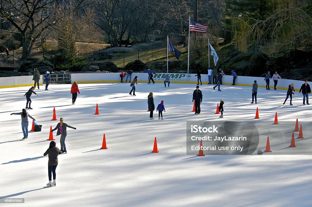 Eislaufbahn im Central Park, Wollman-Eisbahn, New York City - Lizenzfrei Central Park - Manhattan Stock-Foto