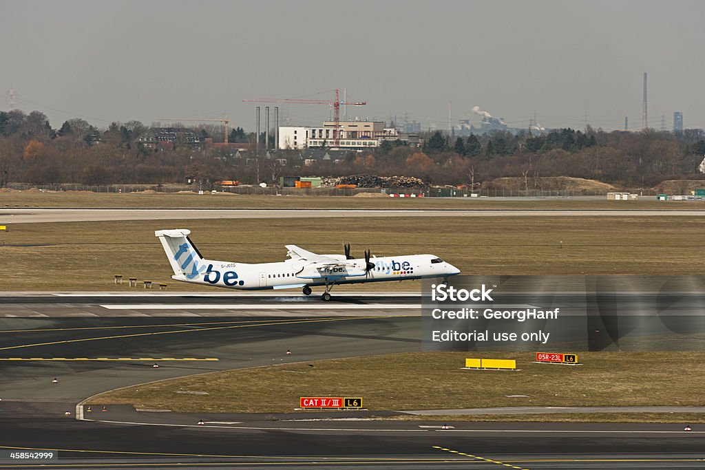 De Havilland DHC - 8-402Q Kanada - Zbiór zdjęć royalty-free (Flybe)