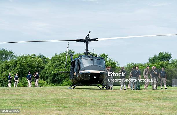 Foto de Exercício De Treinamento De Polícia e mais fotos de stock de Força Policial - Força Policial, Newport - Rhode Island, Rhode Island