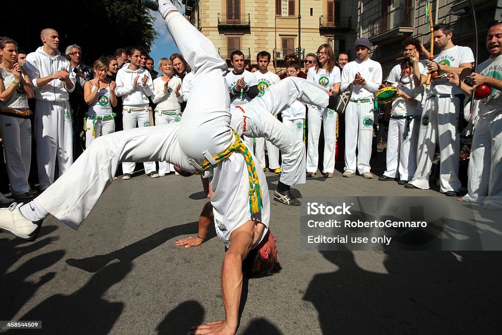 Executar Capoeira - Foto de stock de Capoeira royalty-free