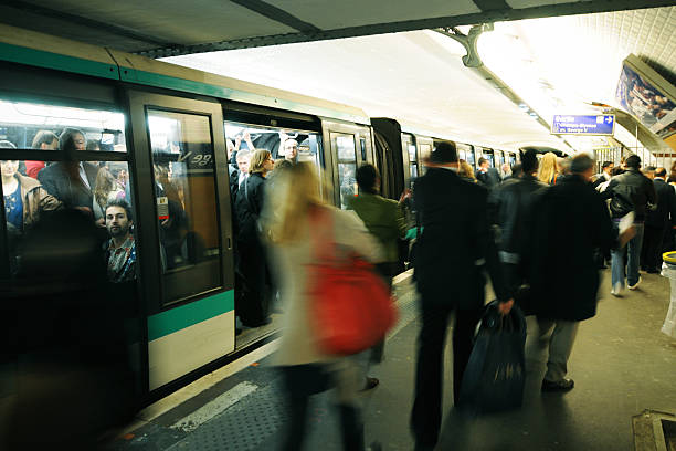 метро в день-большой x - rush hour audio стоковые фото и изображения