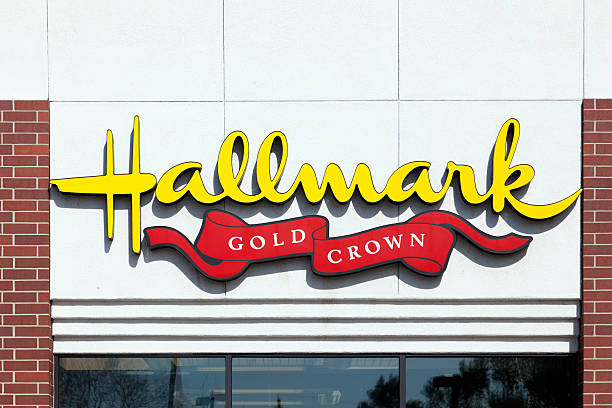 ゴールドの王冠ホール - hallmark ストックフォトと画像