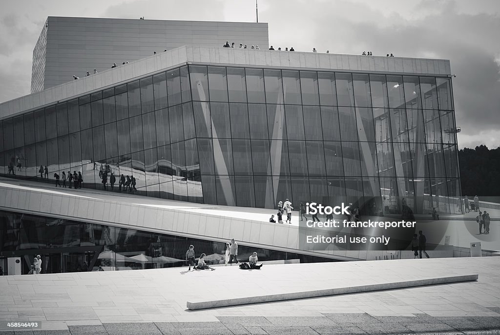 Teatro dell'Opera di Oslo - Foto stock royalty-free di Ambientazione esterna