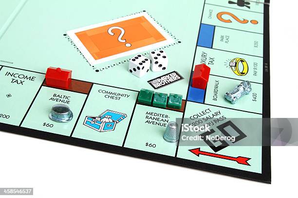 Monopolu Gra Z Go Square I Sztuk - zdjęcia stockowe i więcej obrazów Monopoly - Monopoly, Gra, Część