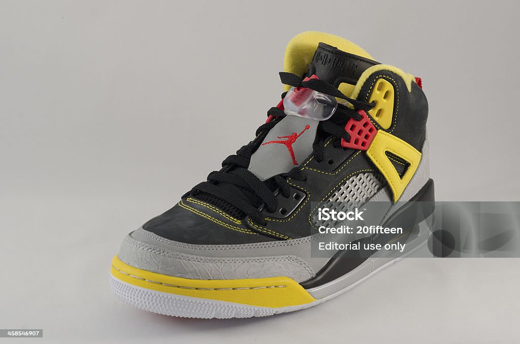 Nike Air Jordan Spizike - Стоковые фото Спортивный ботинок роялти-фри