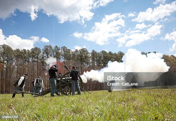 Civil War Reenactors해고 이 Cannon 18세기 스타일에 대한 스톡 사진 및 기타 이미지 - 18세기 스타일, American Civil War, Civil War