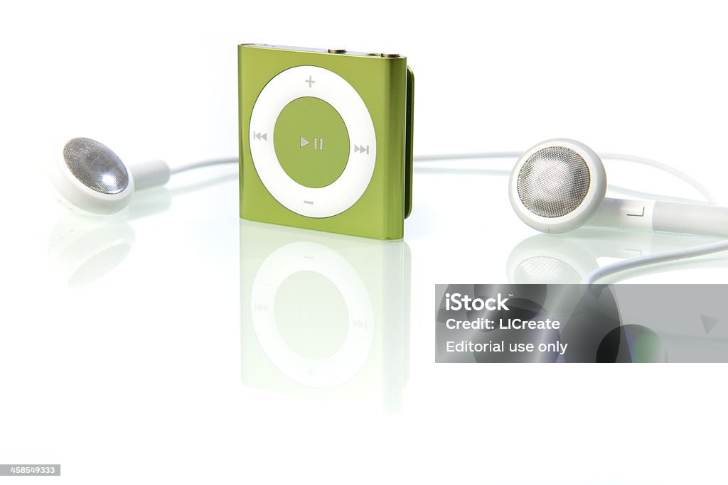 Apple iPod Shuffle de cuarta generación - Foto de stock de Audiolibro libre de derechos
