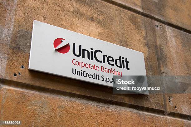 Foto de Unicredit Banking Corporativo e mais fotos de stock de UniCredit - UniCredit, Capitais internacionais, Comunicação
