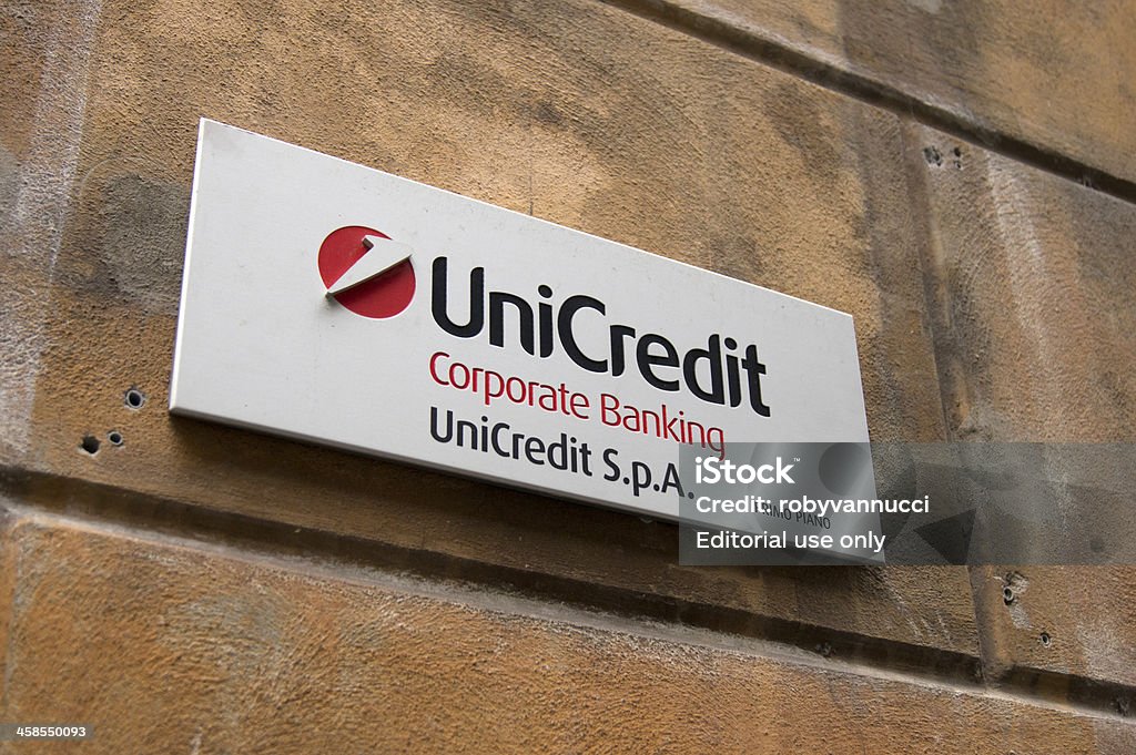 Корпоративный Банк Unicredit - Стоковые фото UniCredit роялти-фри