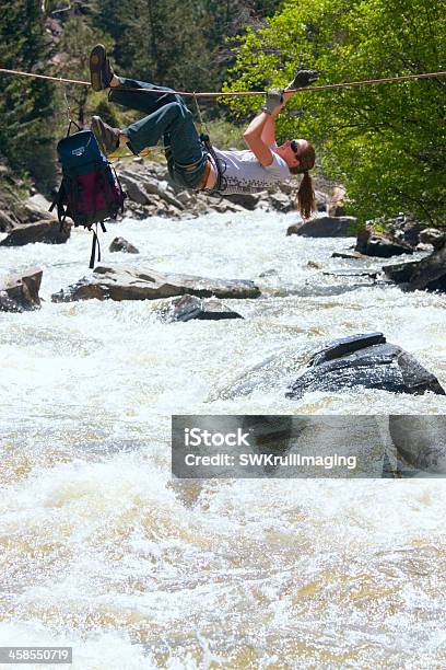 Passaggio Di Flusso - Fotografie stock e altre immagini di Acqua - Acqua, Alpinismo, Arrampicata su roccia