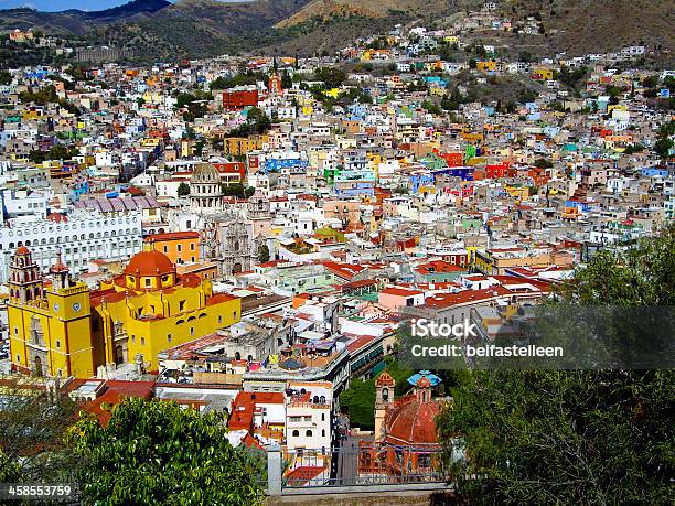 Guanajuato Una Città Sulla Collina - Fotografie stock e altre immagini di Ambientazione esterna - Ambientazione esterna, America Latina, Architettura