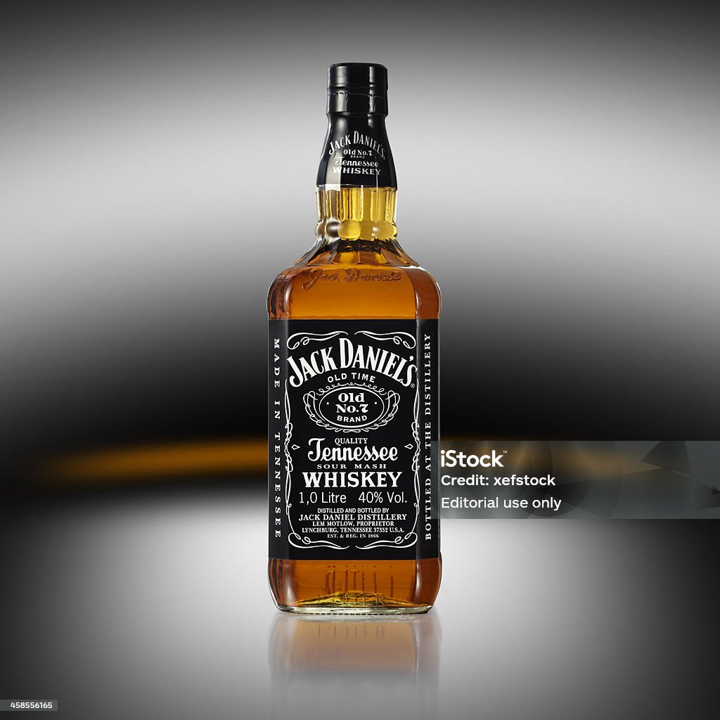 Jack Daniel's 위스키 병 - 로열티 프리 Brand Name 스톡 사진