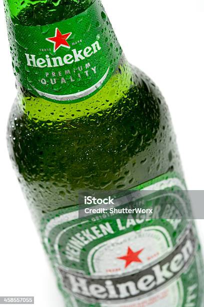 Heineken Cerveza Foto de stock y más banco de imágenes de Agua - Agua, Alimento, Bebida