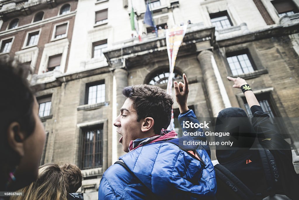 Milan estudiantes manifestación en octubre de 2013, 4 - Foto de stock de 2013 libre de derechos