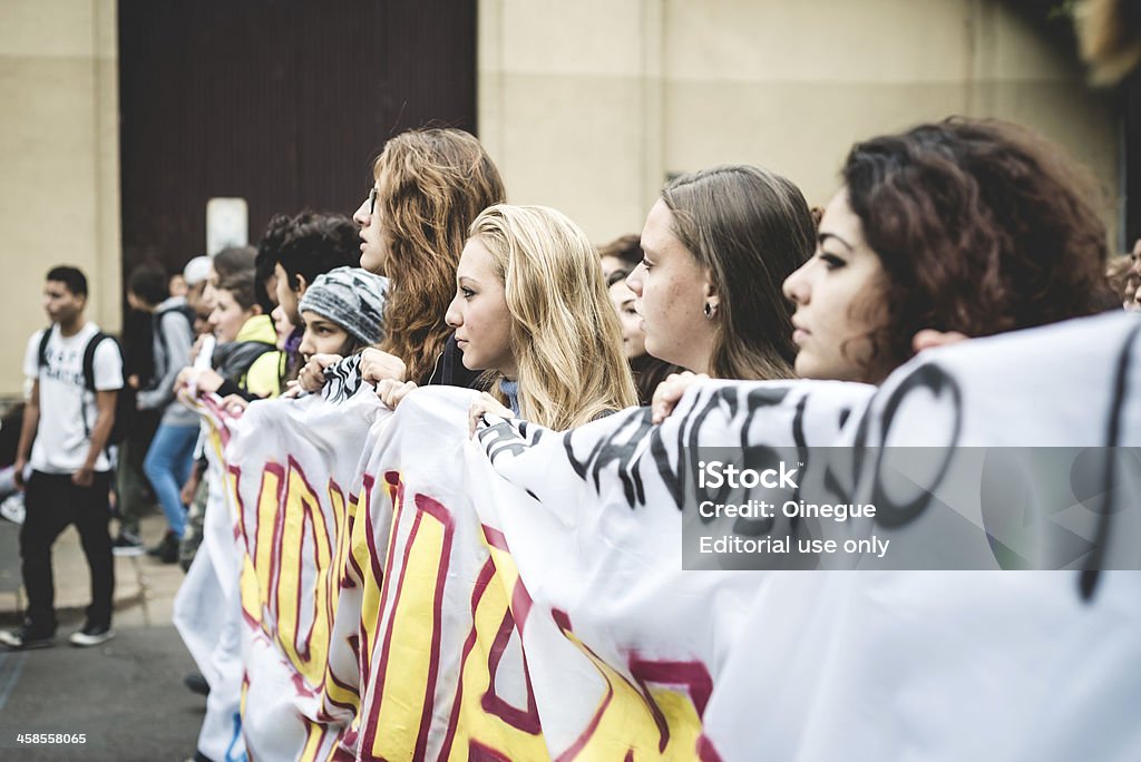 Milan étudiants manifestation au 4 octobre 2013. - Photo de 2013 libre de droits