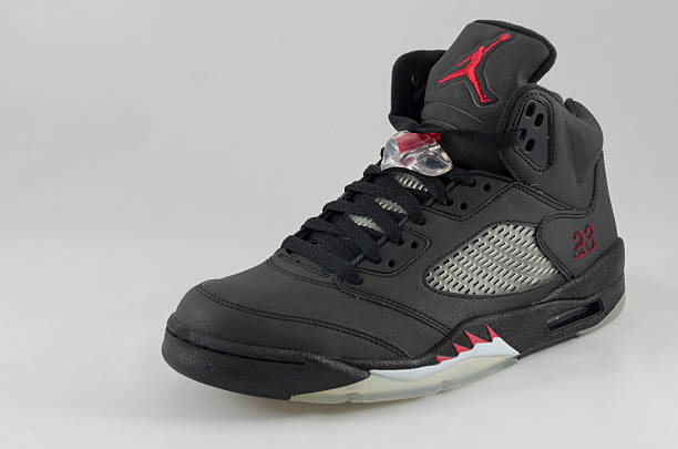 nike ar jordan v - jordan imagens e fotografias de stock