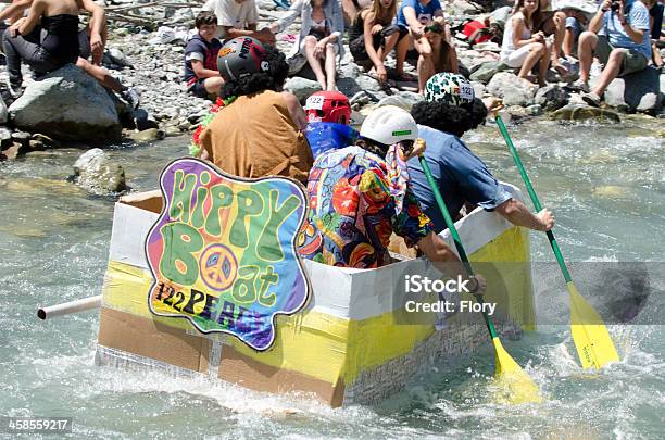 Raftingcomic Alternative Boot Stockfoto und mehr Bilder von Aktivitäten und Sport - Aktivitäten und Sport, Bewegung, Extremsport