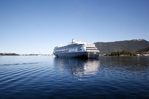 zaandam alaskan cruise ship - zaandam foto e immagini stock
