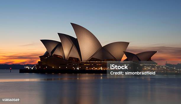 Sydney Opera House Allalba - Fotografie stock e altre immagini di Alba - Crepuscolo - Alba - Crepuscolo, Australia, Capitali internazionali