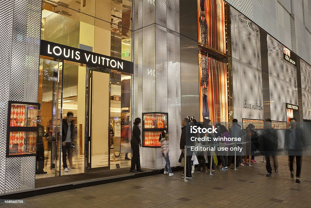 Louis Vuitton Flagship Store Stock Photo - Download Image Now - Louis  Vuitton - Designer Label, Luxury, Retail - iStock