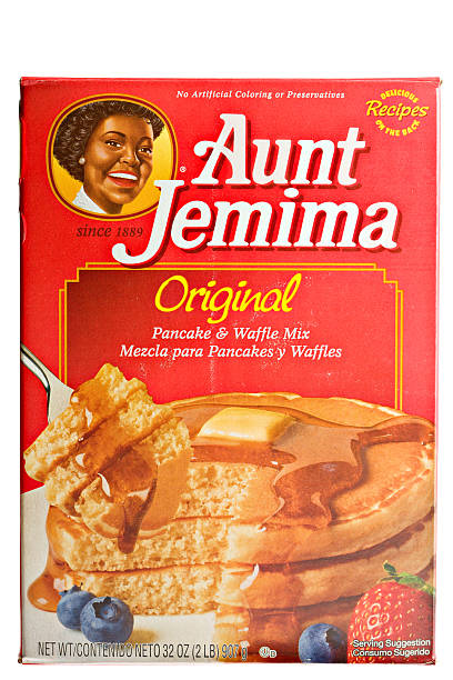 고모이모 jemima 팬케이크 또는 와플 혼합합니다. - waffle isolated food photography 뉴스 사진 이미지