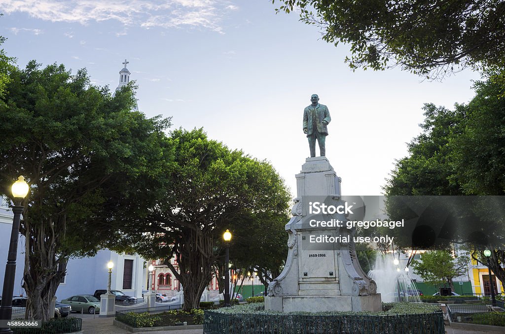 Estatua de Luis Muñoz Rivera en Ponce, Puerto Rico - Foto de stock de Estatua libre de derechos