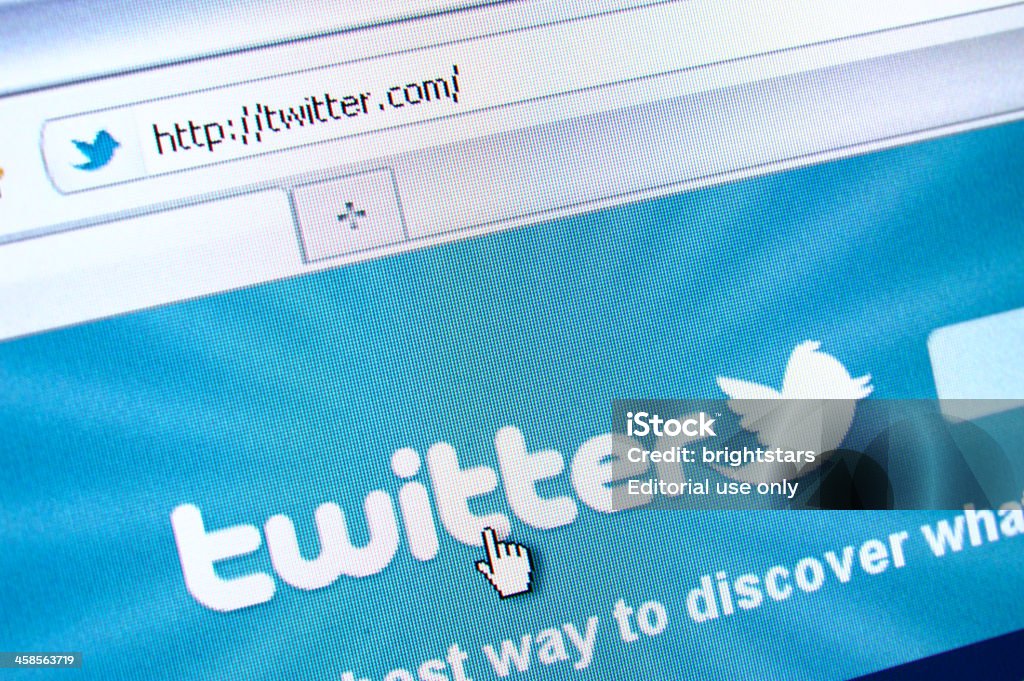 Twitter página web en el navegador - Foto de stock de Mensajería instantánea libre de derechos