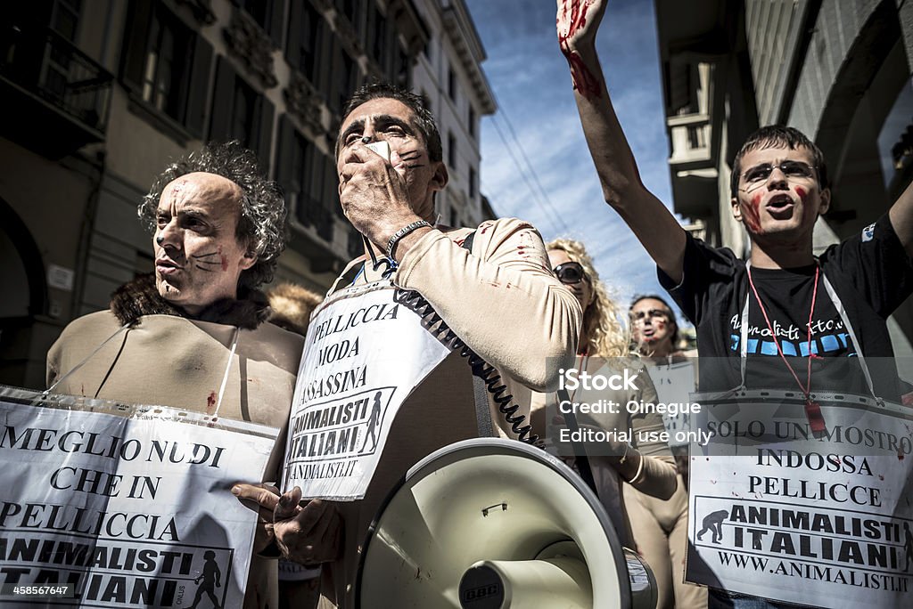 Animalisti Italiani protest gegen Mailand Fashion Woche auf Septem - Lizenzfrei 2013 Stock-Foto