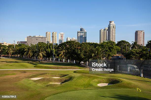 Skyline De Cidade De Malato De Metro Manila - Fotografias de stock e mais imagens de Ajardinado - Ajardinado, Ao Ar Livre, Campo de Golfe