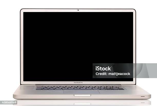 Macbook Pro 17 Cali - zdjęcia stockowe i więcej obrazów Bez ludzi - Bez ludzi, Białe tło, Biały