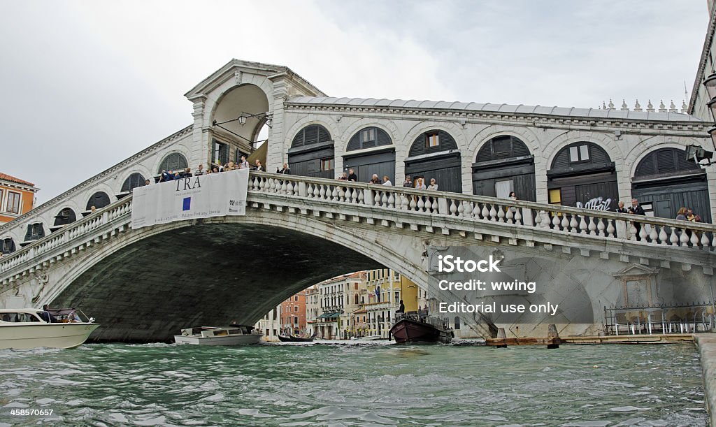 ベニスリアルト橋 - イタリア文化のロイヤリティフリーストックフォト