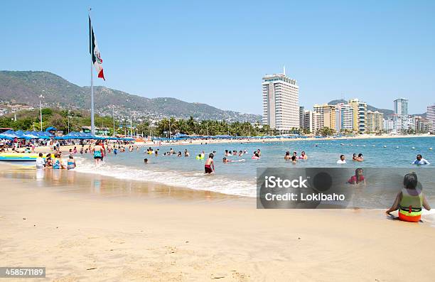 Playa Hornitos Beach - zdjęcia stockowe i więcej obrazów Acapulco - Acapulco, Ameryka Łacińska, Budynek z zewnątrz