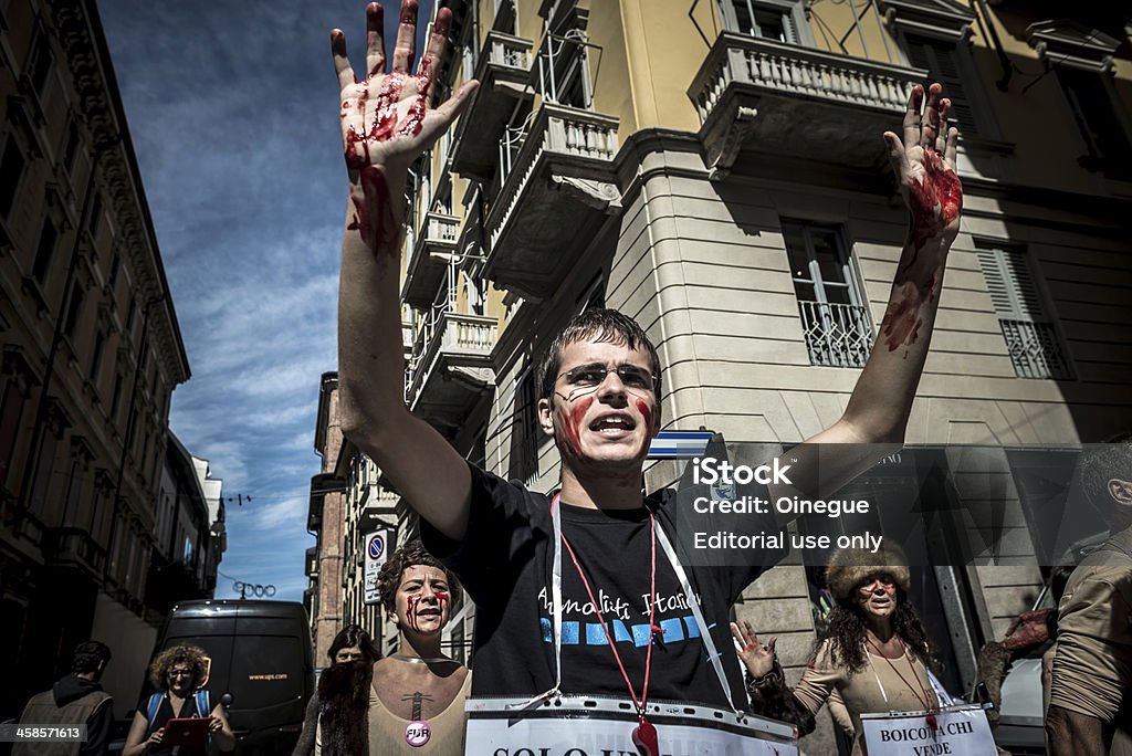 Animalisti Italiani protest gegen Mailand Fashion Woche auf Septem - Lizenzfrei 2013 Stock-Foto