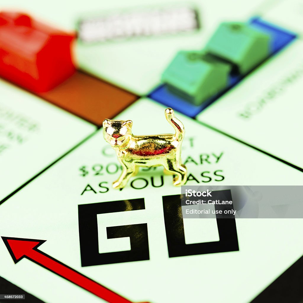 Gatto Token sul tabellone - Foto stock royalty-free di Monopoli