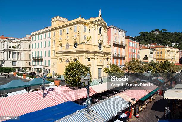 Foto de Cours Saleya Em Nice França e mais fotos de stock de Centro da cidade - Centro da cidade, Nice - França, Arcaico