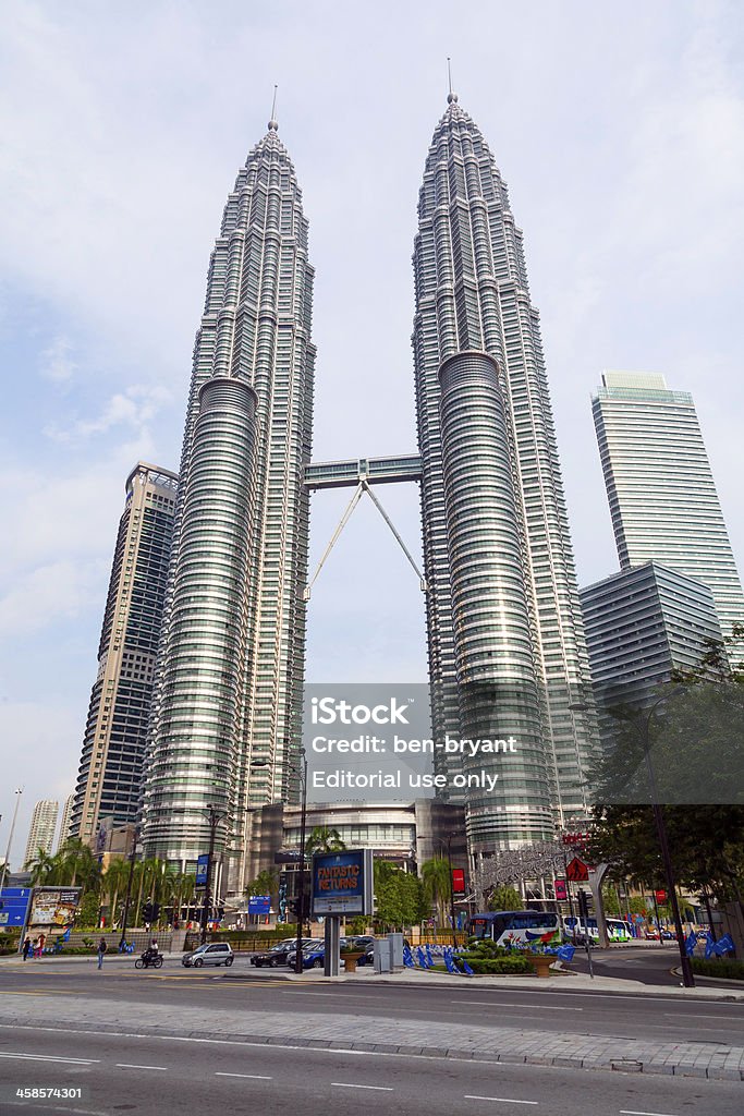 ペトロナスツインタワー、Kualalampur マレーシア - アジア大陸のロイヤリティフリーストックフォト
