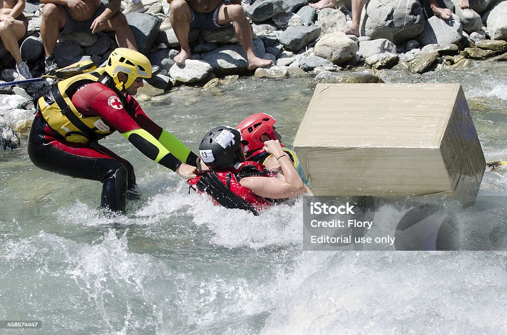 Wasser rescue red cross - Lizenzfrei Ausrüstung und Geräte Stock-Foto