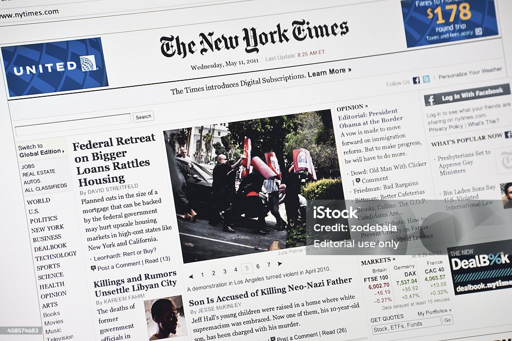 New York Times Hompage - Foto stock royalty-free di Giornale