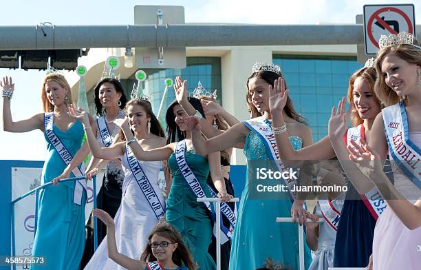 Wunderschöne Misses Auf Einer Parade Stockfoto und mehr Bilder von Miami - Miami, Schönheitswettbewerb, 16-17 Jahre