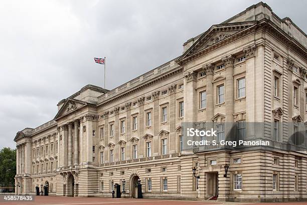 Buckingham Palace - Fotografie stock e altre immagini di Ambientazione esterna - Ambientazione esterna, Architettura, Buckingham Palace