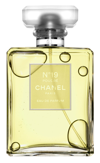 Chanel N19 Poudrè Eau De Parfum Stock Photo - Download Image Now - Number 19,  Beauty, Beauty Product - iStock