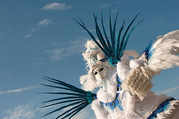 венецианский карнавал 2012 г. - venice italy editorial mardi gras performer стоковые фото и изображения