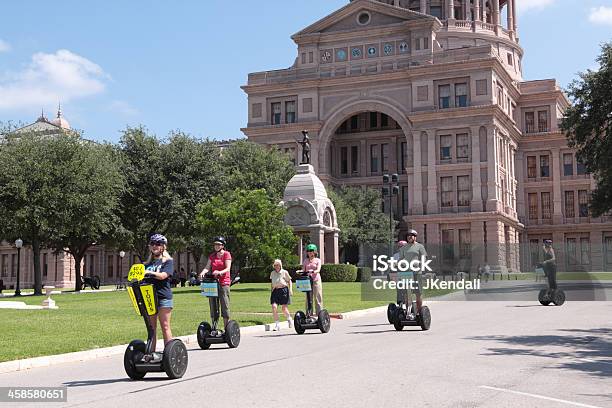 Touristen Auf Dem Segwayroller Stockfoto und mehr Bilder von Motorroller - Motorroller, Texas, Austin - Texas