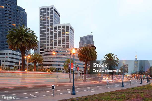 San Francisco Ferry Building Und Der Innenstadt Stockfoto und mehr Bilder von Anlegestelle - Anlegestelle, Auto, Autoreise