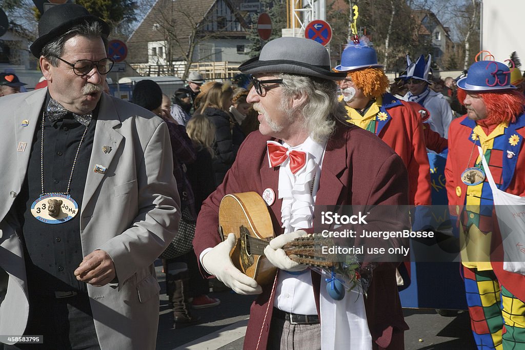 Mann spielt Gitarre auf street carnival - Lizenzfrei Köln Stock-Foto