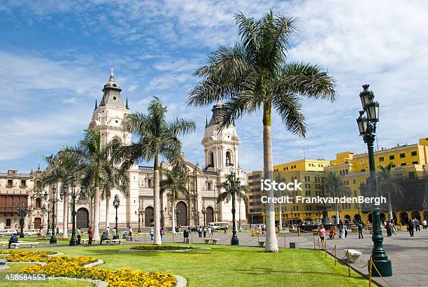 Plaza De Armas Foto de stock y más banco de imágenes de Lima - Perú - Lima - Perú, Perú, Plaza de Armas