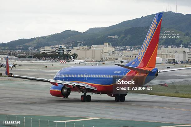 Югозападная 737 Готовит For Take Off — стоковые фотографии и другие картинки Boeing - Boeing, Southwest Airlines, Аэропорт