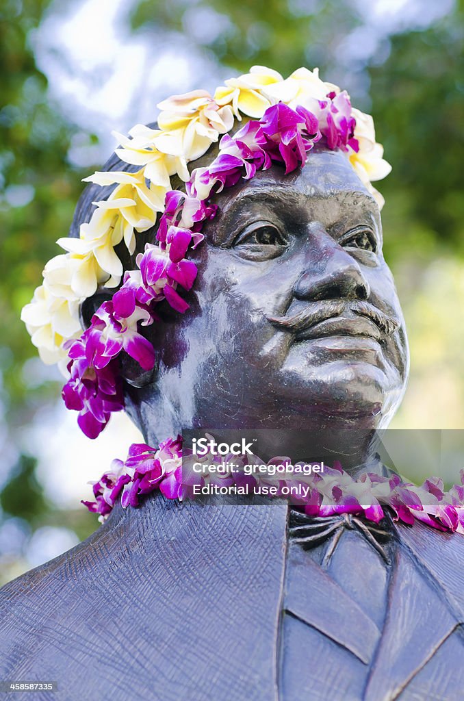 Principe Kuhio Statua lungo la spiaggia di Waikiki, Honolulu, Hawaii - Foto stock royalty-free di Principe - Persona nobile