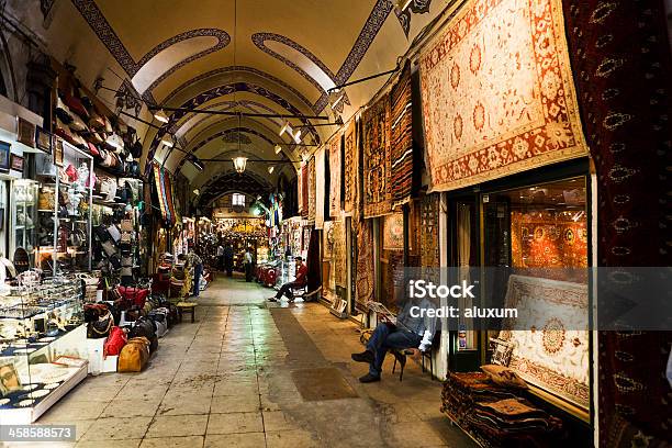 Wielki Bazar Istanbul Turcja - zdjęcia stockowe i więcej obrazów Biznes - Biznes, Butik, Detalista